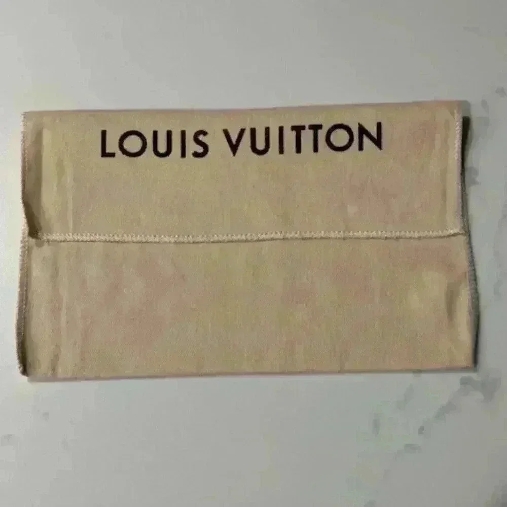 π₯π₯ Authentic Louis Vuitton Yellow Epi Mini Papillon LV Wristlet/Tote/Bag - Picture 14 of 14